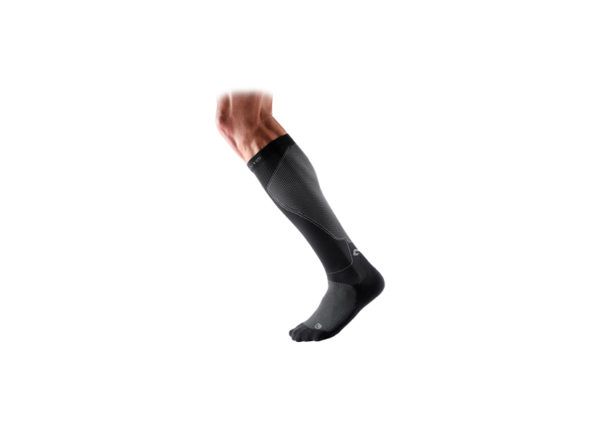 McDavid - skarpety uciskowe elite recovery compression socks (czarne) / 8831